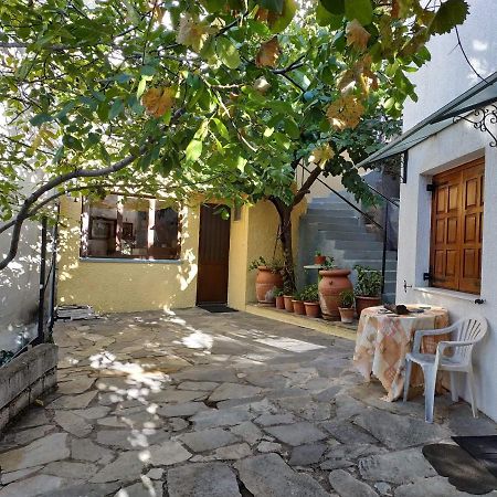 Hotel Piso Alonia à Arachova Extérieur photo